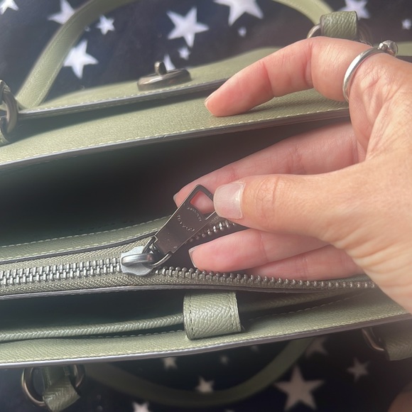 COACH bag with laptop and iPad storage - Picture 5 of 6